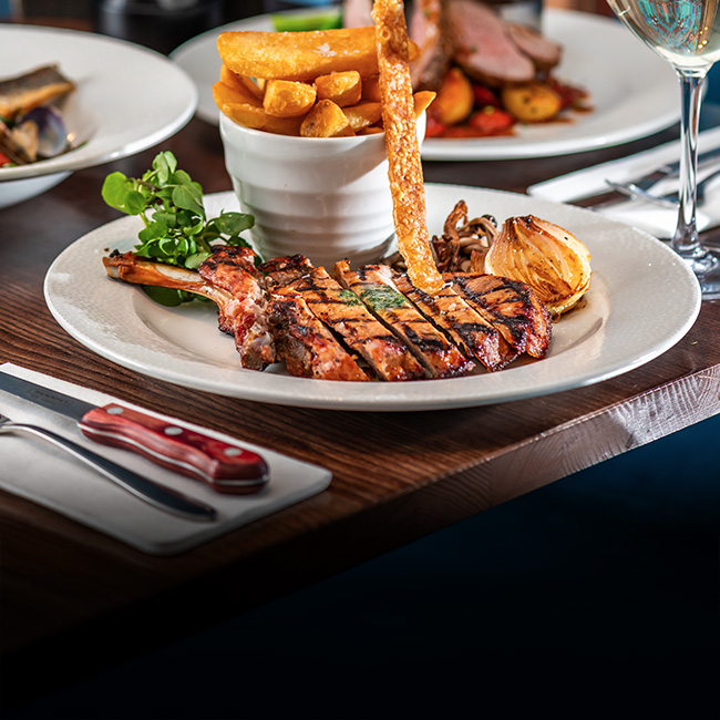 A La Carte menu at The Harts Boatyard